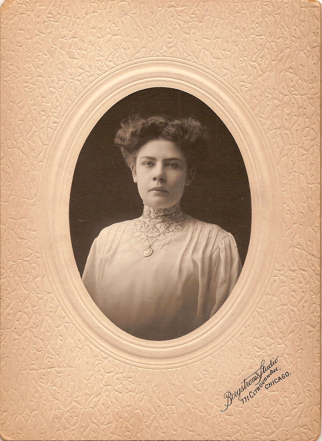 Photo of Hattie B Brening